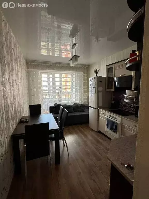 1-комнатная квартира: Иркутск, Дальневосточная улица, 106 (47.9 м) - Фото 1