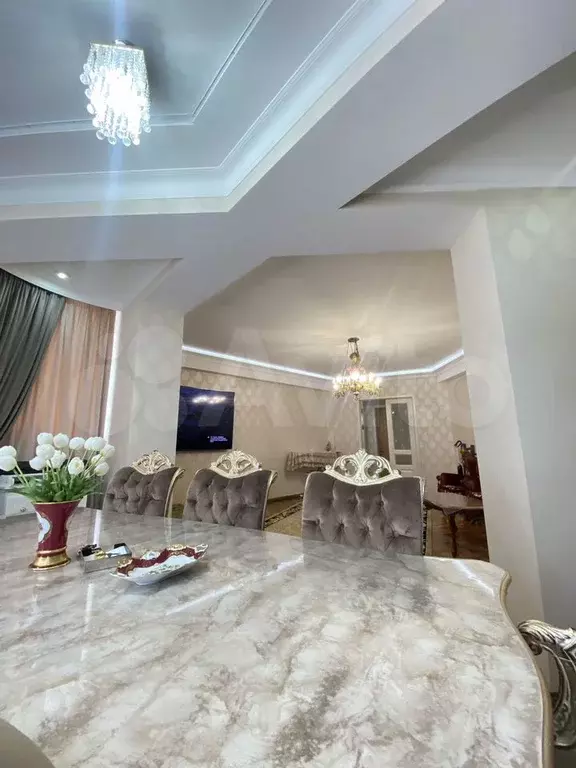 2-к. квартира, 80 м, 6/10 эт. - Фото 0