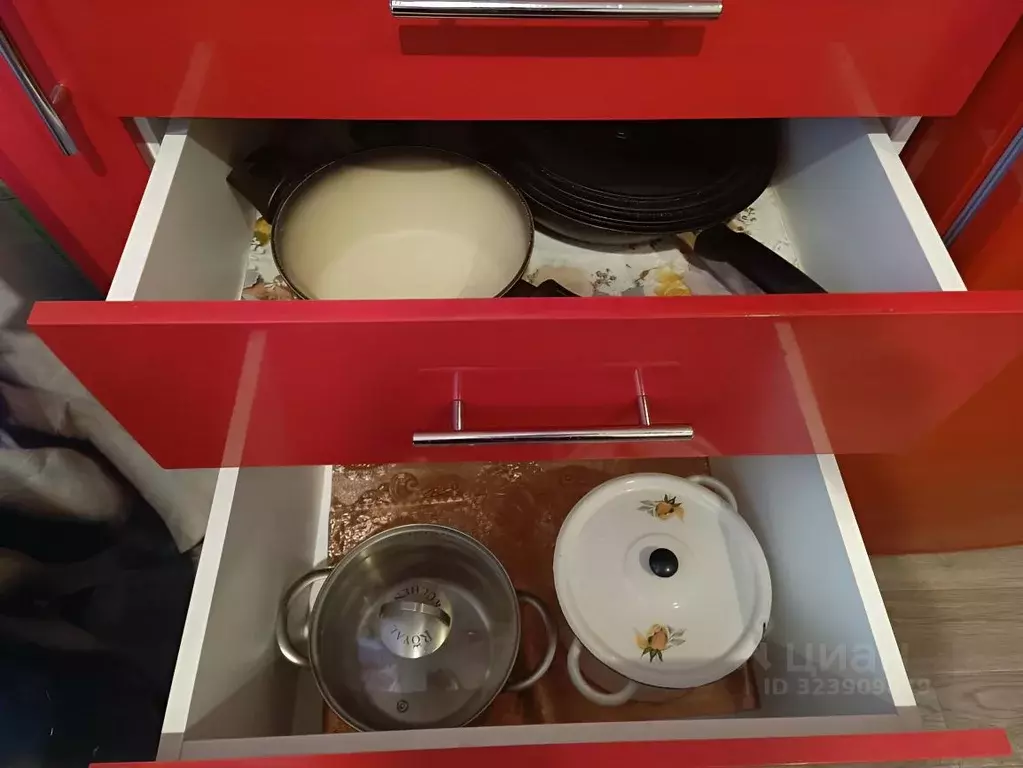 1-к кв. Новгородская область, Боровичи Международная ул., 6 (30.0 м) - Фото 2