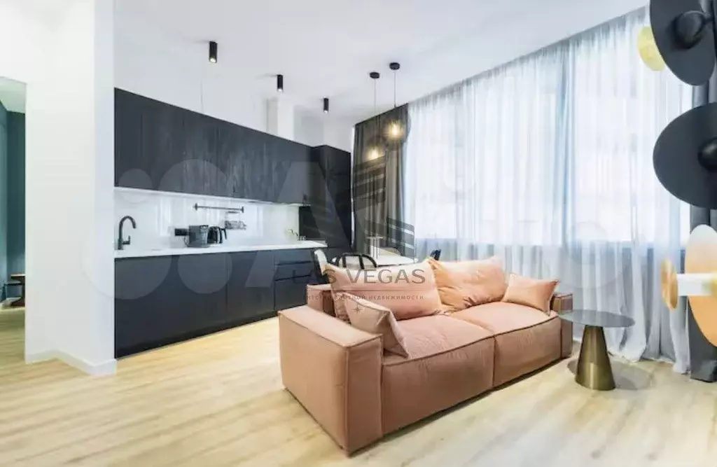 3-к. квартира, 70 м, 4/7 эт. - Фото 0