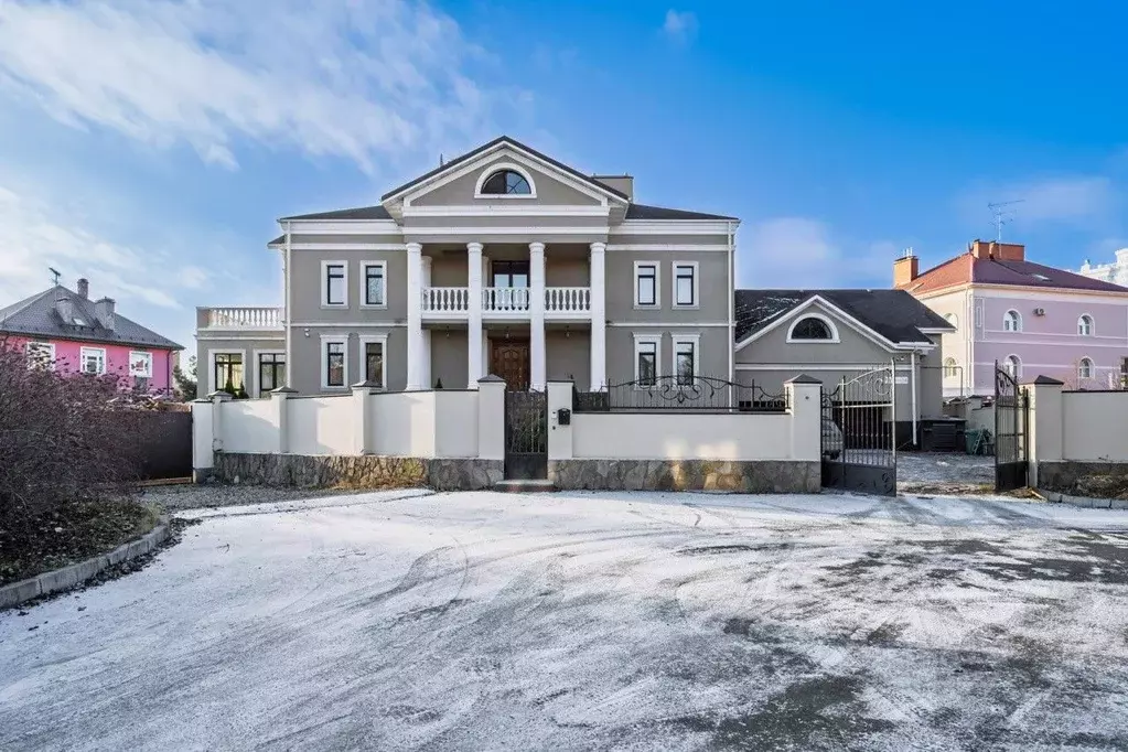 Коттедж в Свердловская область, Екатеринбург ул. Колокольная, 54 (1200 ... - Фото 2