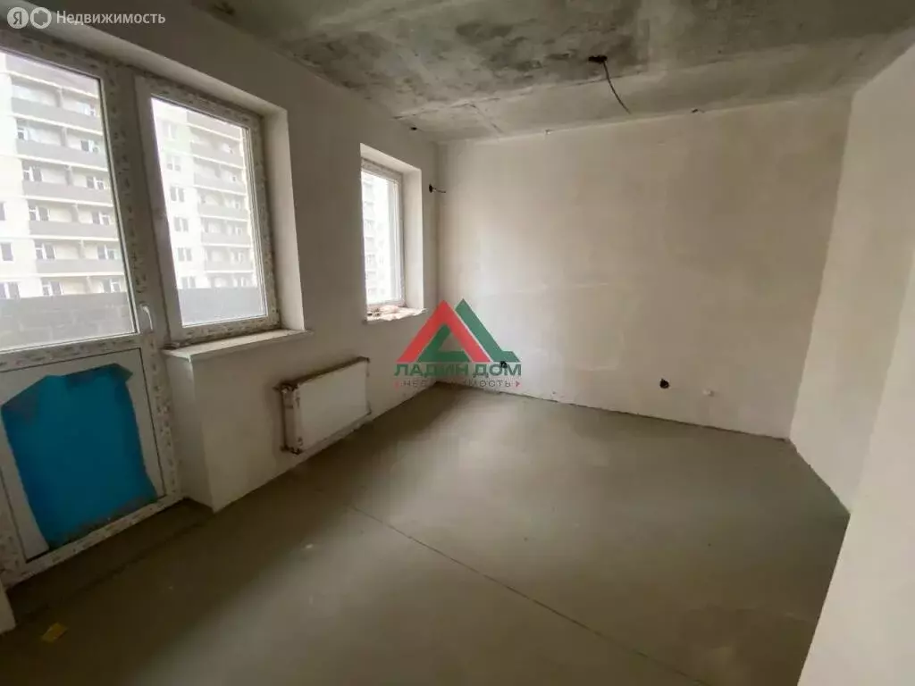 Квартира-студия: Краснодар, улица Лётчика Позднякова, 2к8 (22.1 м) - Фото 1