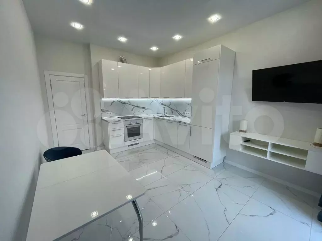 1-к. квартира, 50 м, 3/9 эт. - Фото 0