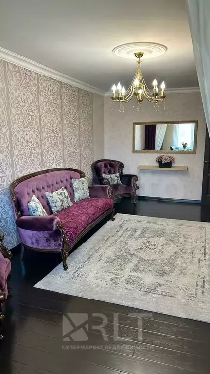3-к. квартира, 70 м, 5/5 эт. - Фото 0