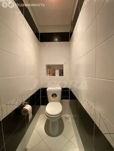 2-комнатная квартира: Тюмень, улица Николая Семёнова, 27к3 (63 м) - Фото 1