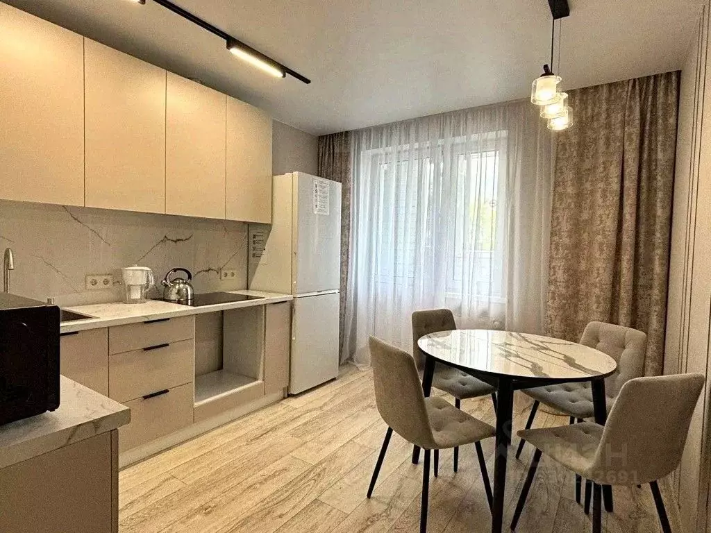1-к кв. Чувашия, Новочебоксарск ул. 10-й Пятилетки, 88 (44.0 м) - Фото 1