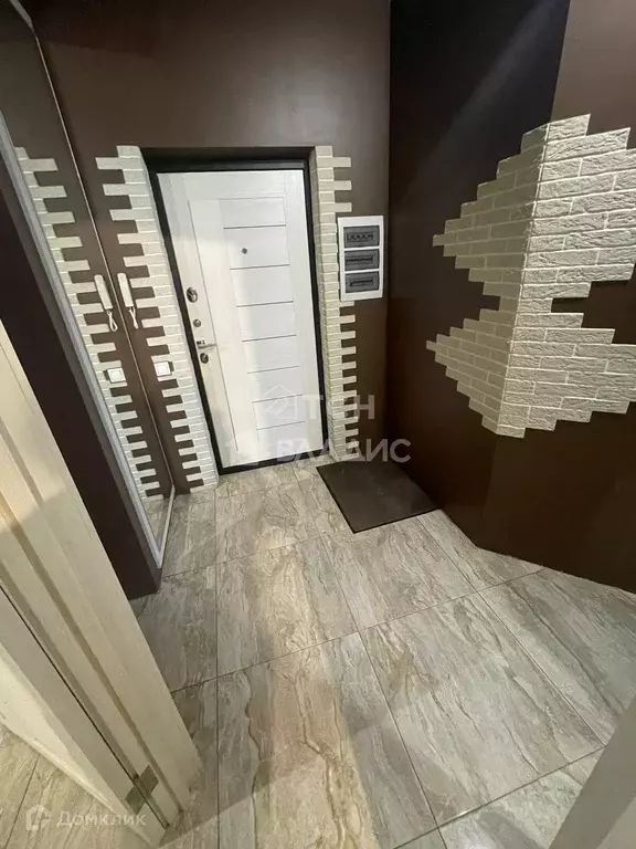 Продаётся 2-к квартира, 56.4 м - Фото 0
