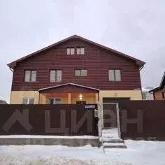 Дом в Нижегородская область, Нижний Новгород Брусничная ул. (291 м) - Фото 1