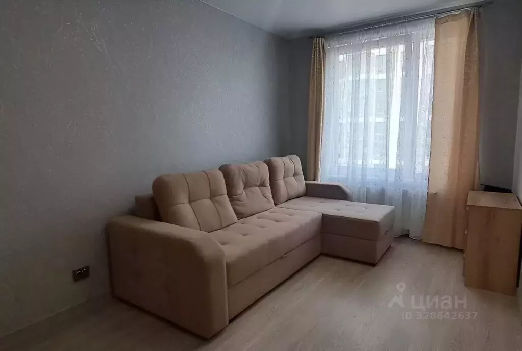 Студия Омская область, Омск ул. Александра Захарченко, 5 (31.0 м) - Фото 2