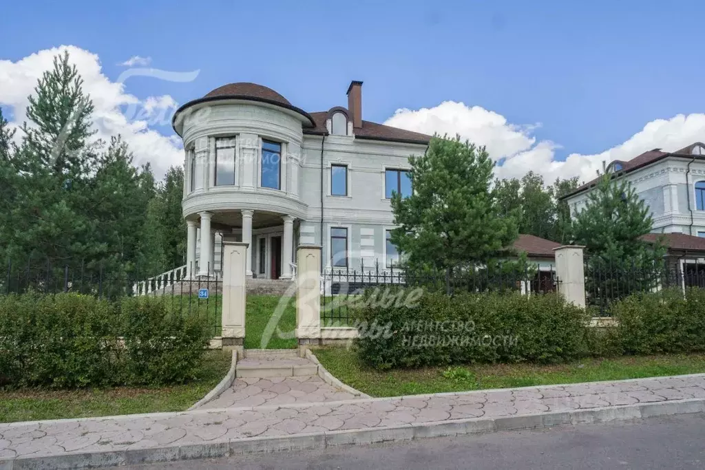 Дом в Москва Краснопахорское поселение, № 151 кв-л,  (860 м) - Фото 0