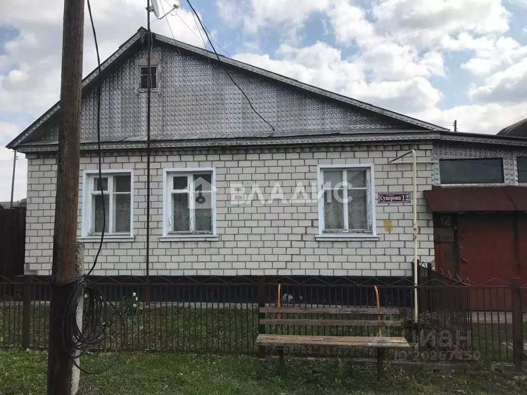 Дом в Курская область, Льгов ул. Суворова, 12 (76 м) - Фото 0