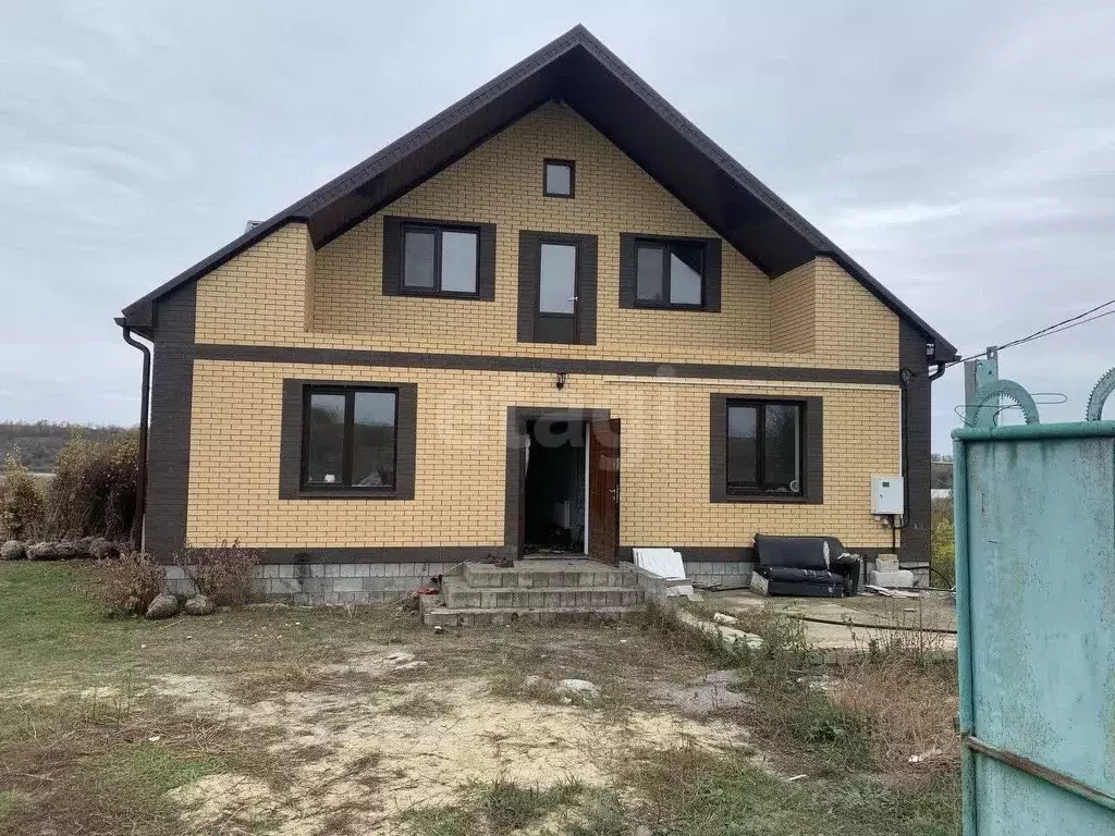 Дом в Белгородская область, Ровеньский район, Верхнесеребрянское ... - Фото 1