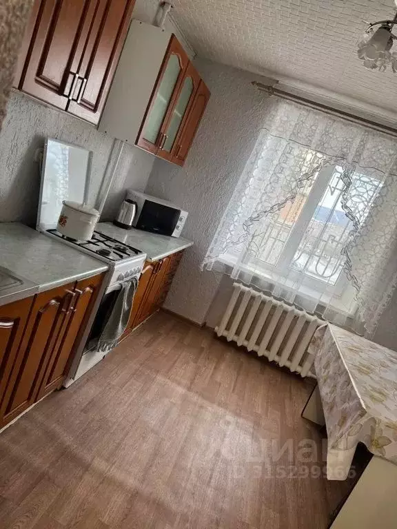 3-к кв. Башкортостан, Белорецк ул. 50 лет Октября, 72 (70.0 м) - Фото 1