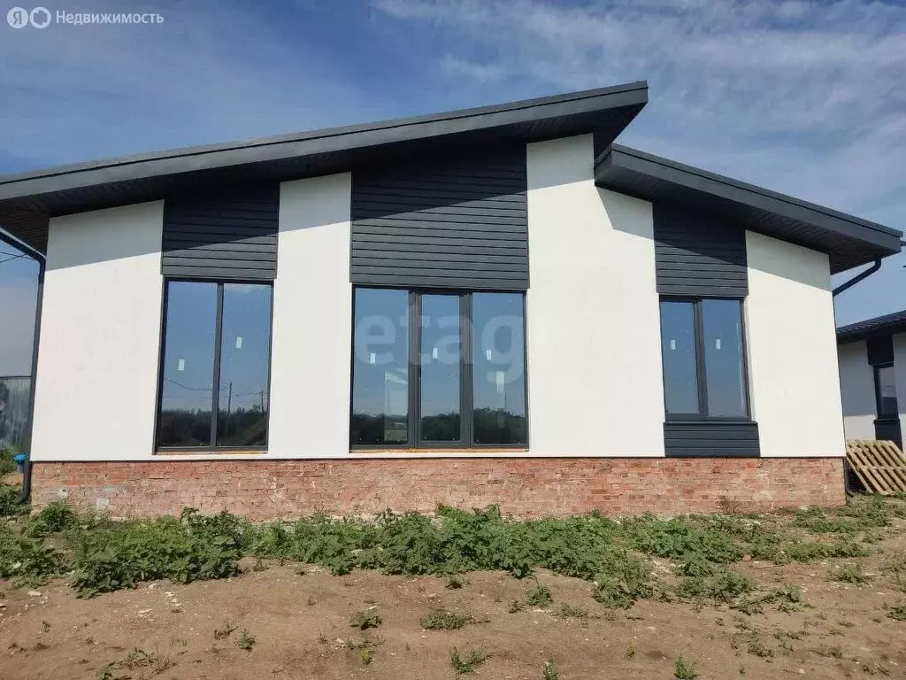 Дом в муниципальное образование Саратов, деревня Мергичевка, Малая ... - Фото 1