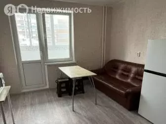 1-комнатная квартира: Ростов-на-Дону, улица Юрия Дубинина, 15 (36 м) - Фото 0