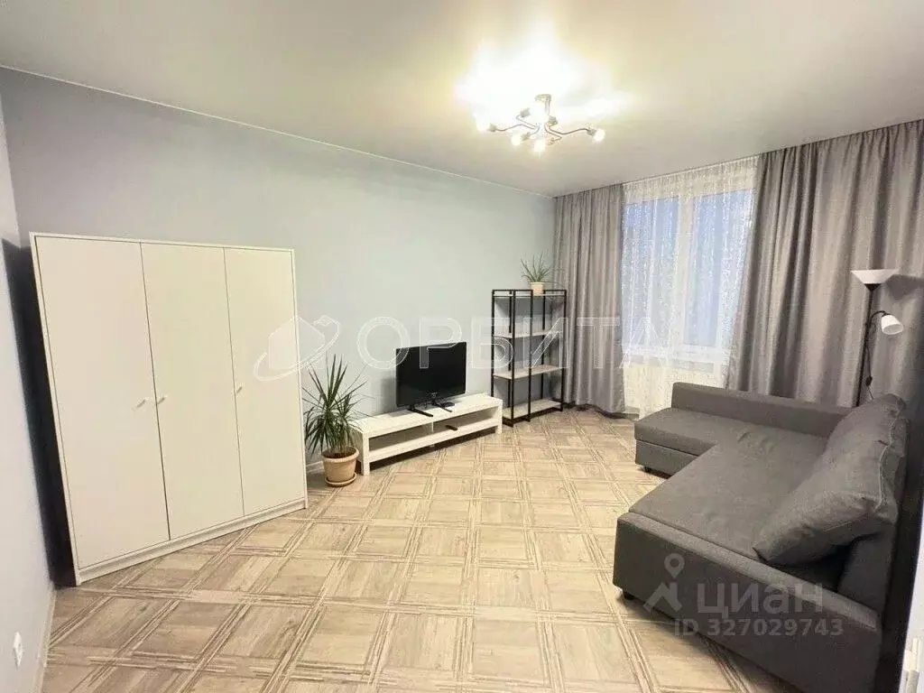 1-к кв. Тюменская область, Тюмень ул. Фармана Салманова, 14 (35.4 м) - Фото 1