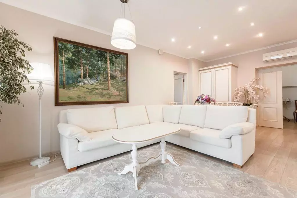 4-к кв. Краснодарский край, Сочи Новый Сочи мкр, ул. Пирогова, 5/10 ... - Фото 2