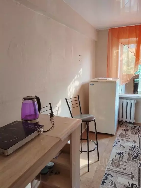Комната Красноярский край, Красноярск ул. Кутузова, 19 (9.6 м) - Фото 1