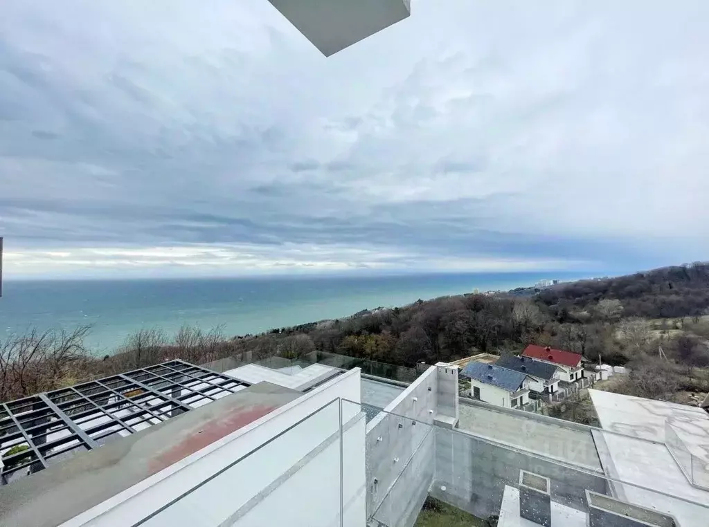 Дом в Краснодарский край, Сочи Звездная ул., 33А (250 м) - Фото 1