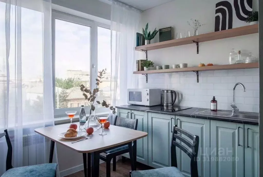 2-к кв. Красноярский край, Красноярск ул. Карла Маркса, 49 (42.0 м) - Фото 1