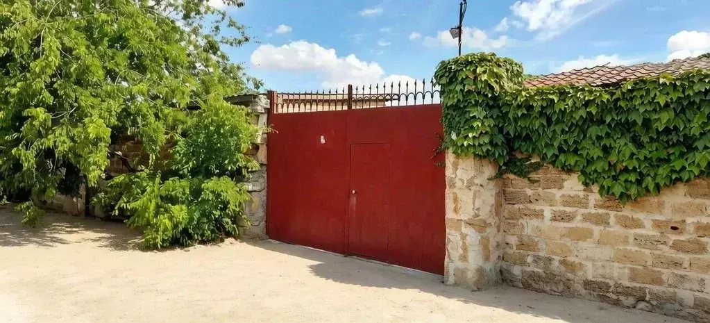Участок в Крым, Симферопольский район, Николаевка пгт пер. ... - Фото 1