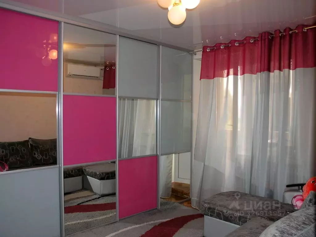 2-к кв. Волгоградская область, Волгоград просп. Героев Сталинграда, 50 ... - Фото 0