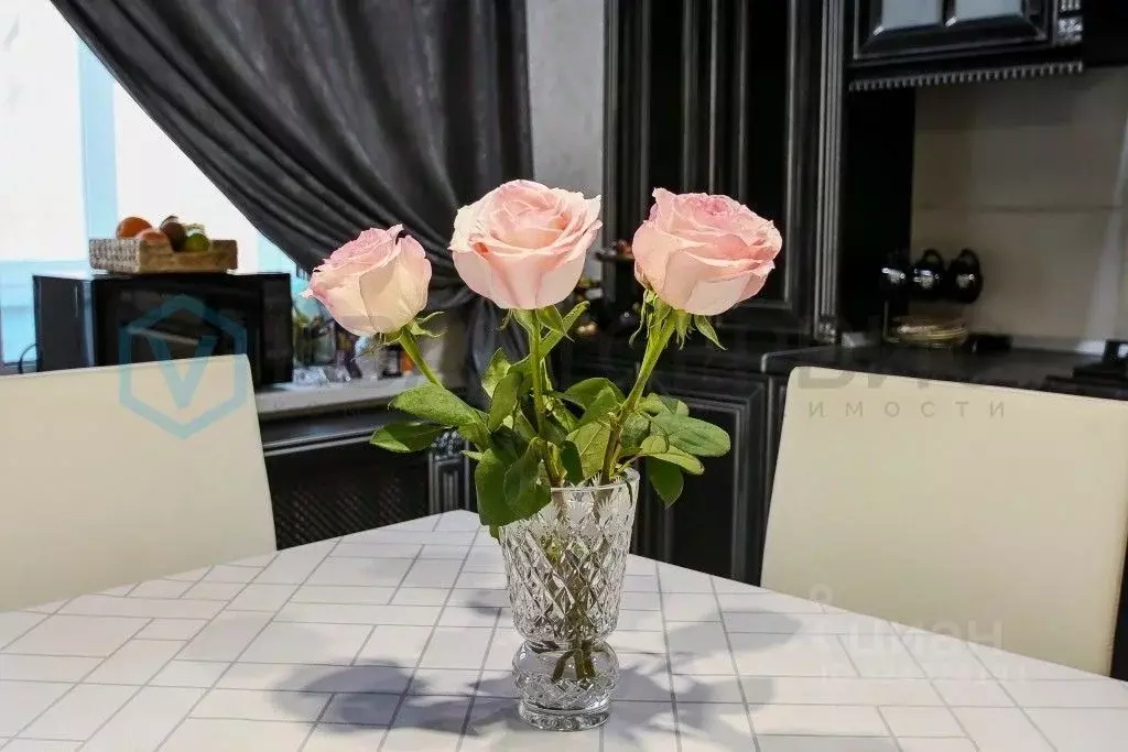 2-к кв. Омская область, Омск ул. Гуртьева, 33/1 (72.8 м) - Фото 1