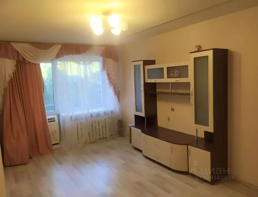 1-к кв. Нижегородская область, Бор Октябрьская ул., 92 (31.0 м) - Фото 1