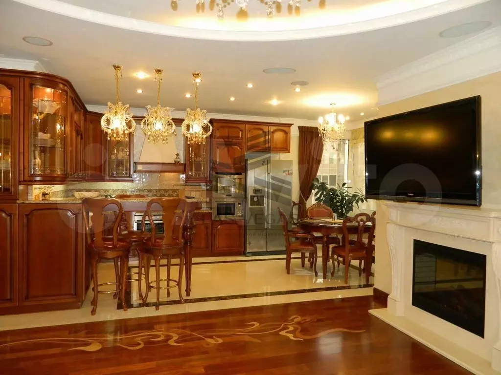 3-к. квартира, 170 м, 7/7 эт. - Фото 1