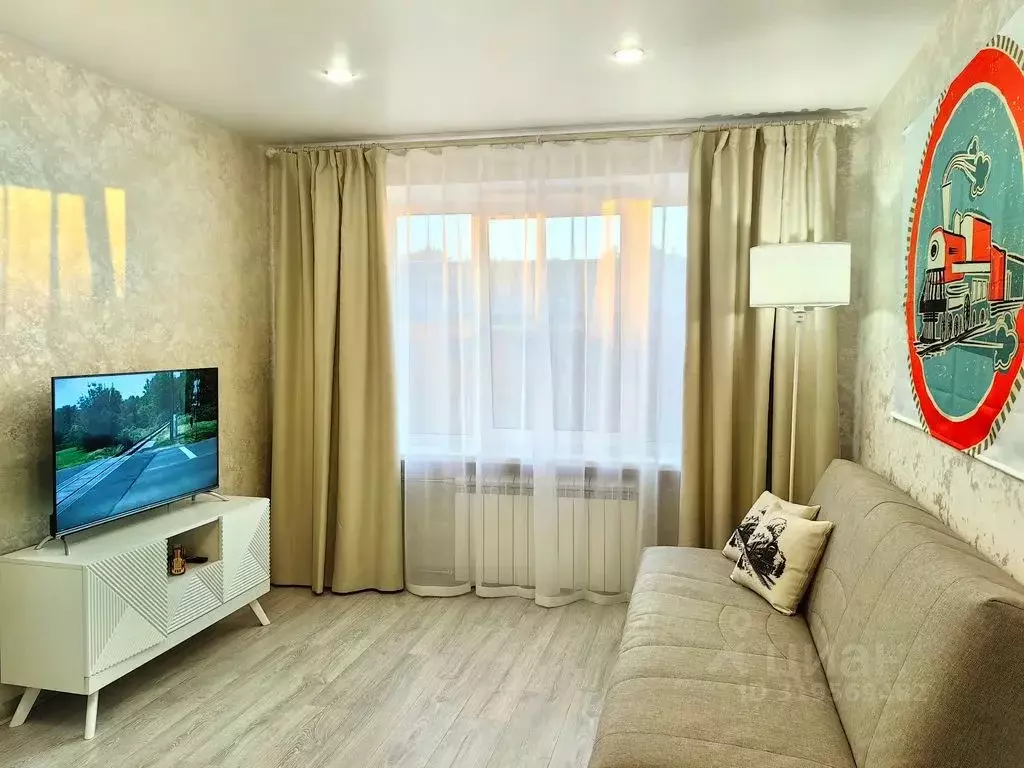 1-к кв. Мурманская область, Мурманск ул. Коминтерна, 18 (32.0 м) - Фото 0