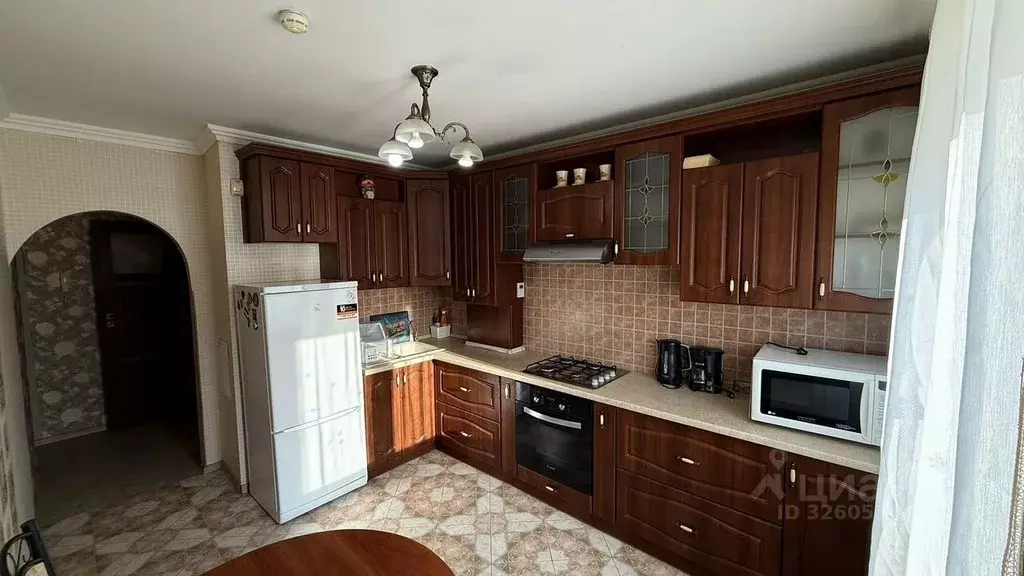 2-к кв. Калининградская область, Калининград Осенняя ул., 18 (55.7 м) - Фото 1