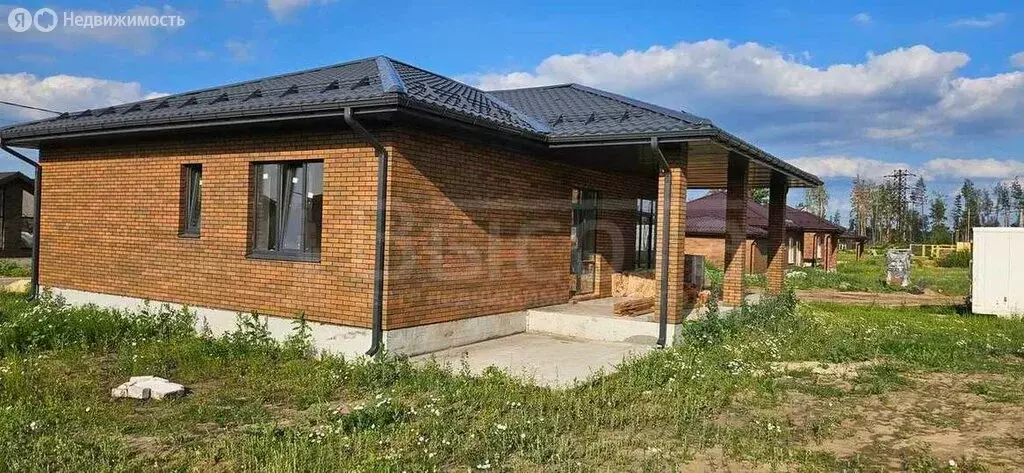 Дом в село Ямное, Баррикадная улица, 24 (160 м) - Фото 0