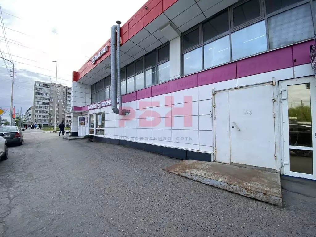 Торговая площадь в Курганская область, Курган ул. Бурова-Петрова, 60 ... - Фото 2