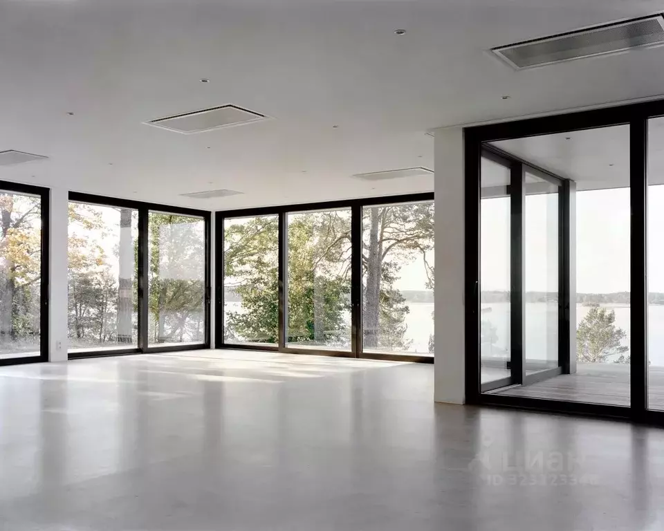 Торговая площадь в Тюменская область, Тюмень Ямская ул., 300 (83 м) - Фото 1