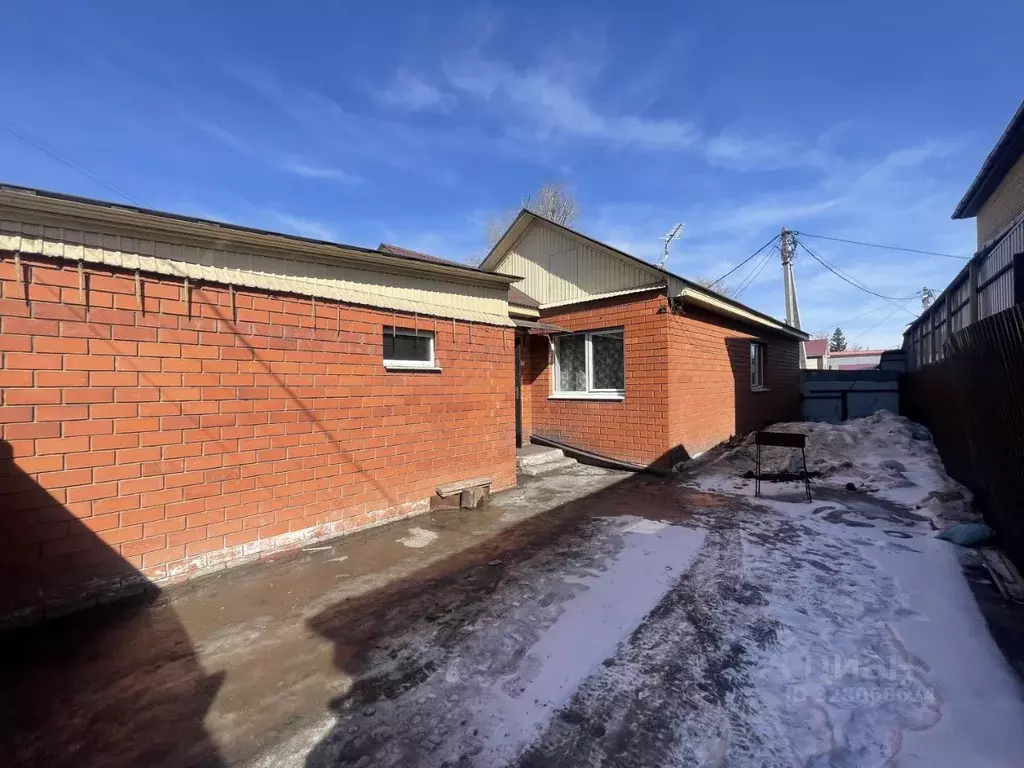 Дом в Иркутская область, Иркутск проезд Плодово-ягодный (65 м) - Фото 1