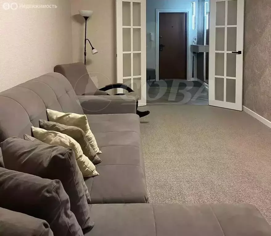 3-комнатная квартира: Тюмень, улица Бабарынка, 20А (46 м) - Фото 2