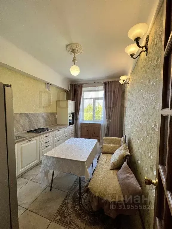 3-к кв. Свердловская область, Екатеринбург ул. Гагарина, 45 (77.6 м) - Фото 1