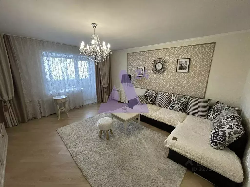 3-к кв. Алтайский край, Барнаул Взлетная ул., 7 (98.6 м) - Фото 1