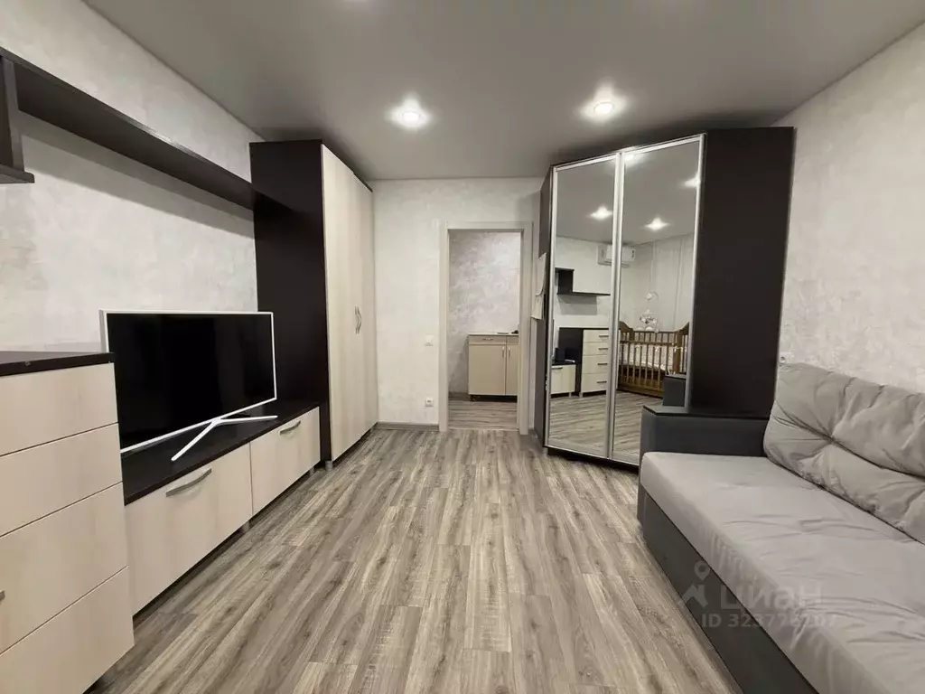 1-к кв. Самарская область, Самара Аэродромная ул., 126 (33.4 м) - Фото 1