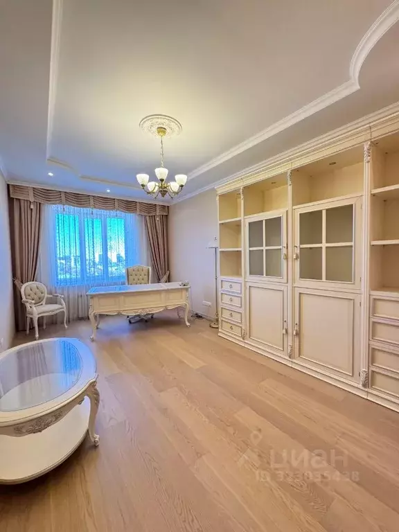 4-к кв. Воронежская область, Воронеж ул. Фридриха Энгельса, 25Б (213.0 ... - Фото 2