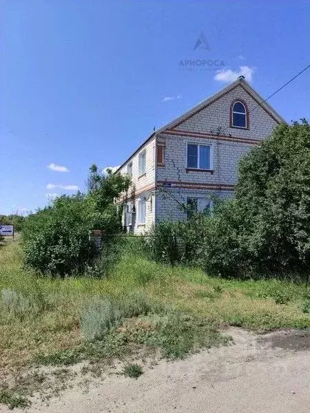 Дом в Волгоградская область, Суровикино Дубравная ул. (150 м) - Фото 2
