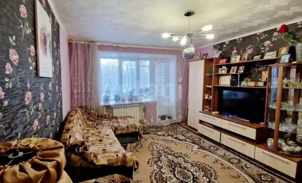 3-к кв. Татарстан, Казань Теплично-комбинатская ул., 10 (65.6 м) - Фото 0