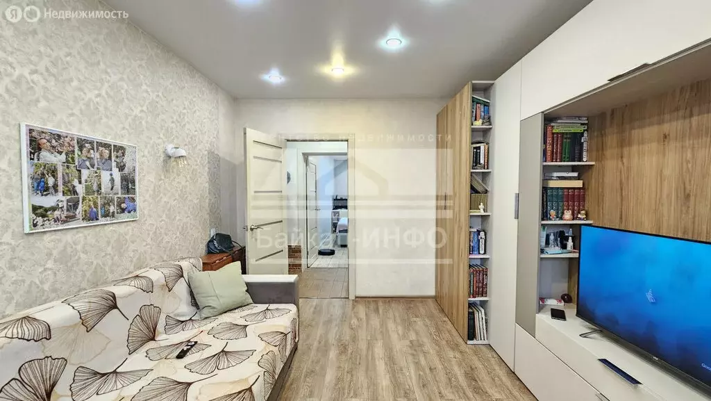 3-комнатная квартира: Иркутск, 2-я Железнодорожная улица, 7 (57 м) - Фото 2