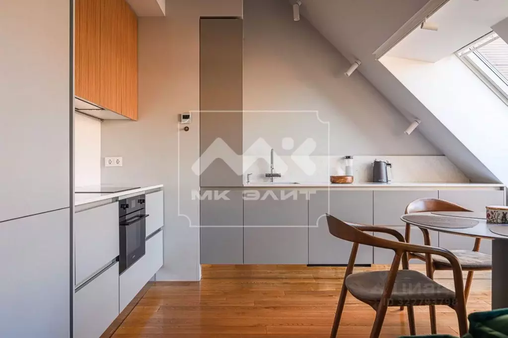 3-к кв. Санкт-Петербург Петровский просп., 24к1 (93.0 м) - Фото 1