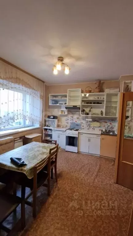 3-к кв. Тверская область, Тверь ул. Хромова, 27к1 (99.5 м) - Фото 0