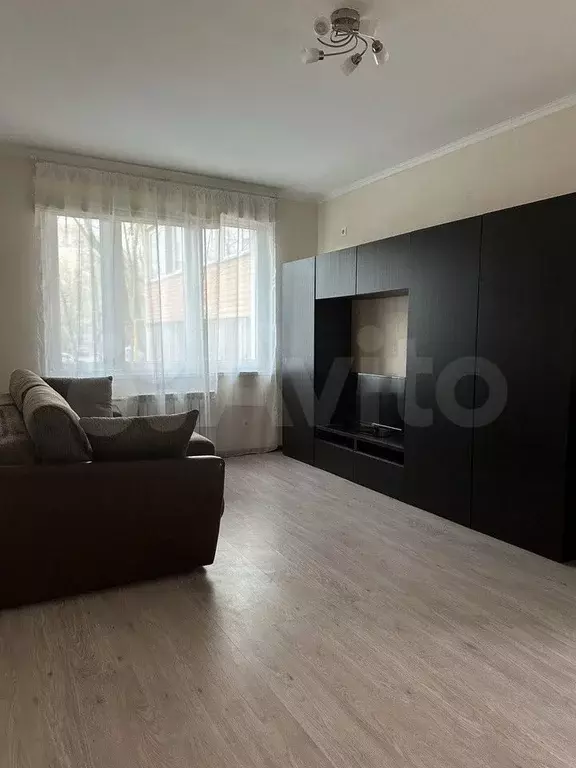 1-к. квартира, 38 м, 2/9 эт. - Фото 0