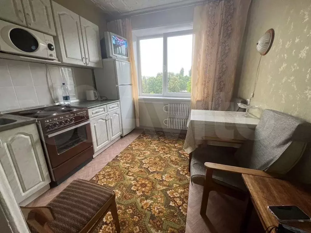 2-к. квартира, 54 м, 6/9 эт. - Фото 0