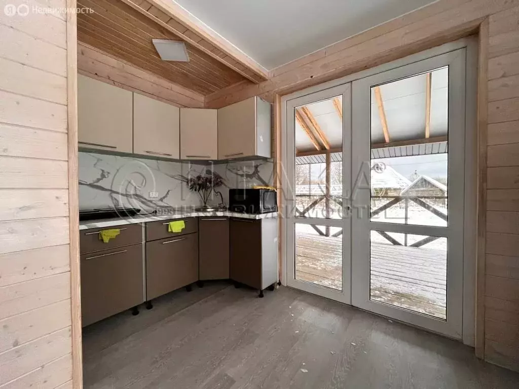 Дом в Ленинградская область, Гатчинский муниципальный округ, деревня ... - Фото 1