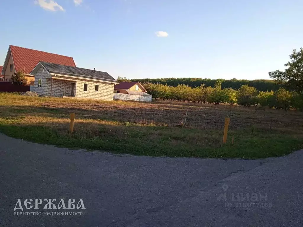 Дом в Белгородская область, Старый Оскол ул. Хмелева (59 м) - Фото 0