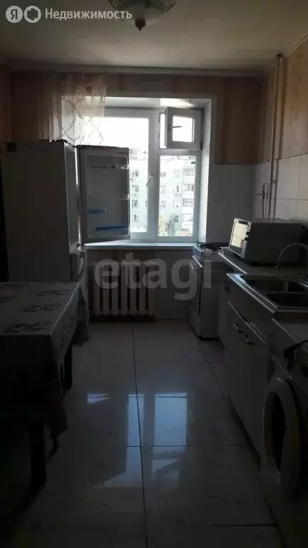 4-комнатная квартира: Якутск, улица Губина, 35/1 (70.6 м) - Фото 0